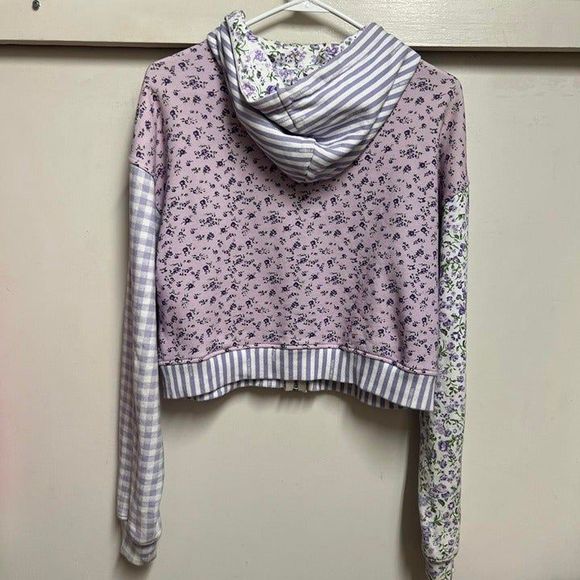 Teddy Fresh Women's Lavender Floral Patchwork Zip-Up - Picture 2 of 4